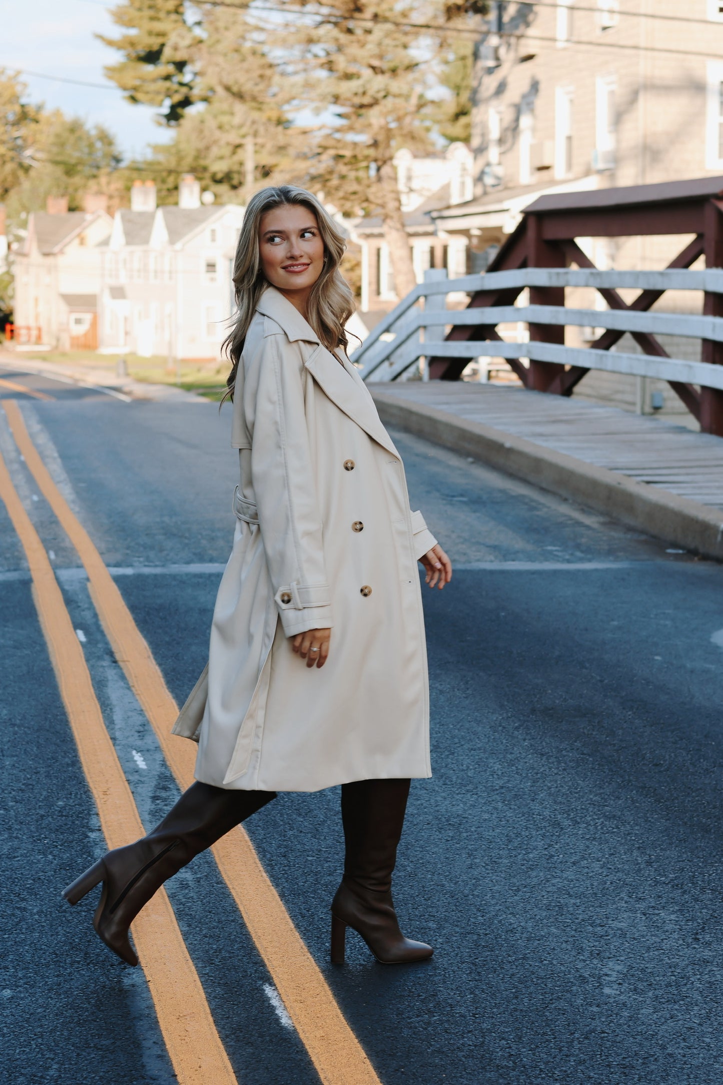 Ilia Trench Coat Bone