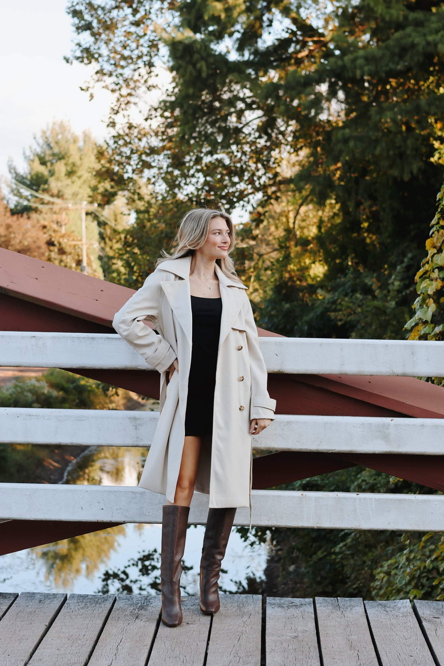 Ilia Trench Coat Bone