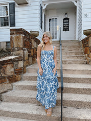 Mamma Mia Maxi Dark Blue Floral