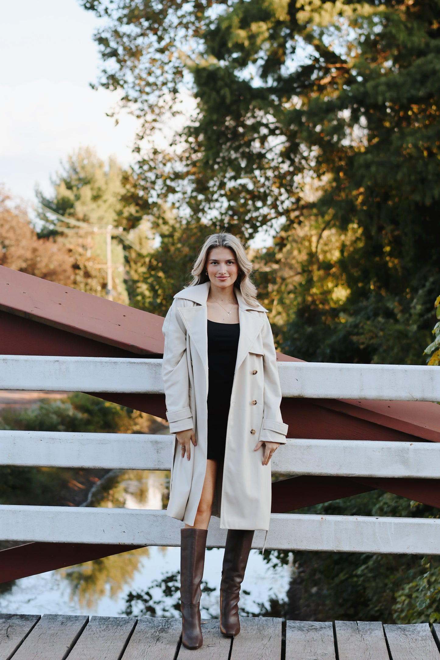 Ilia Trench Coat Bone