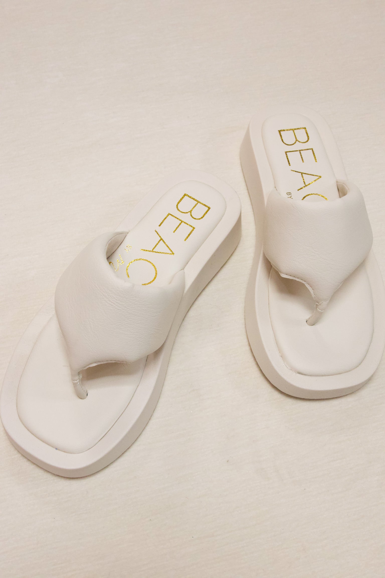 Izzie Sandal