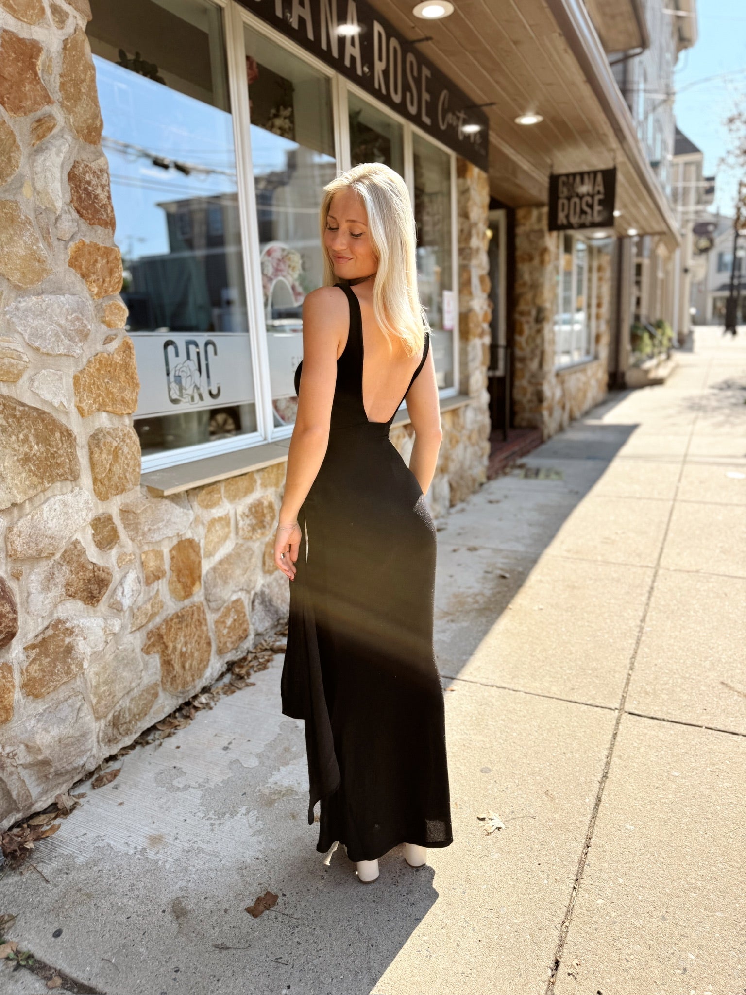 NAHLA DRESS - BLACK