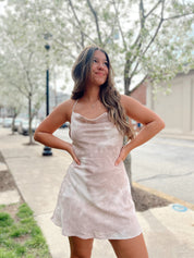 Tori Tie Dye Mini Taupe