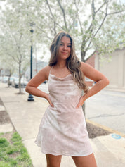 Tori Tie Dye Mini Taupe