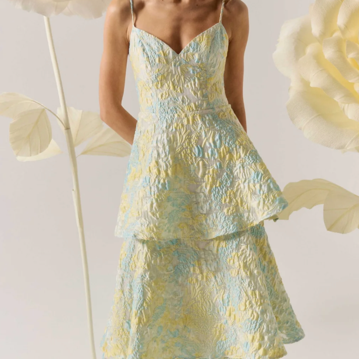 DRESSES