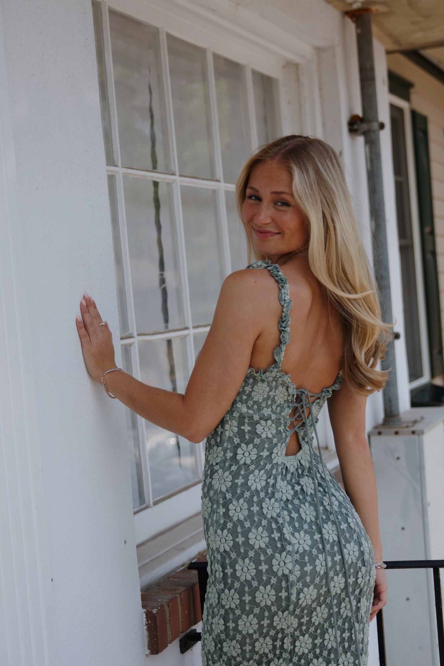 Lucinda Lace Midi Dress in Lilypad