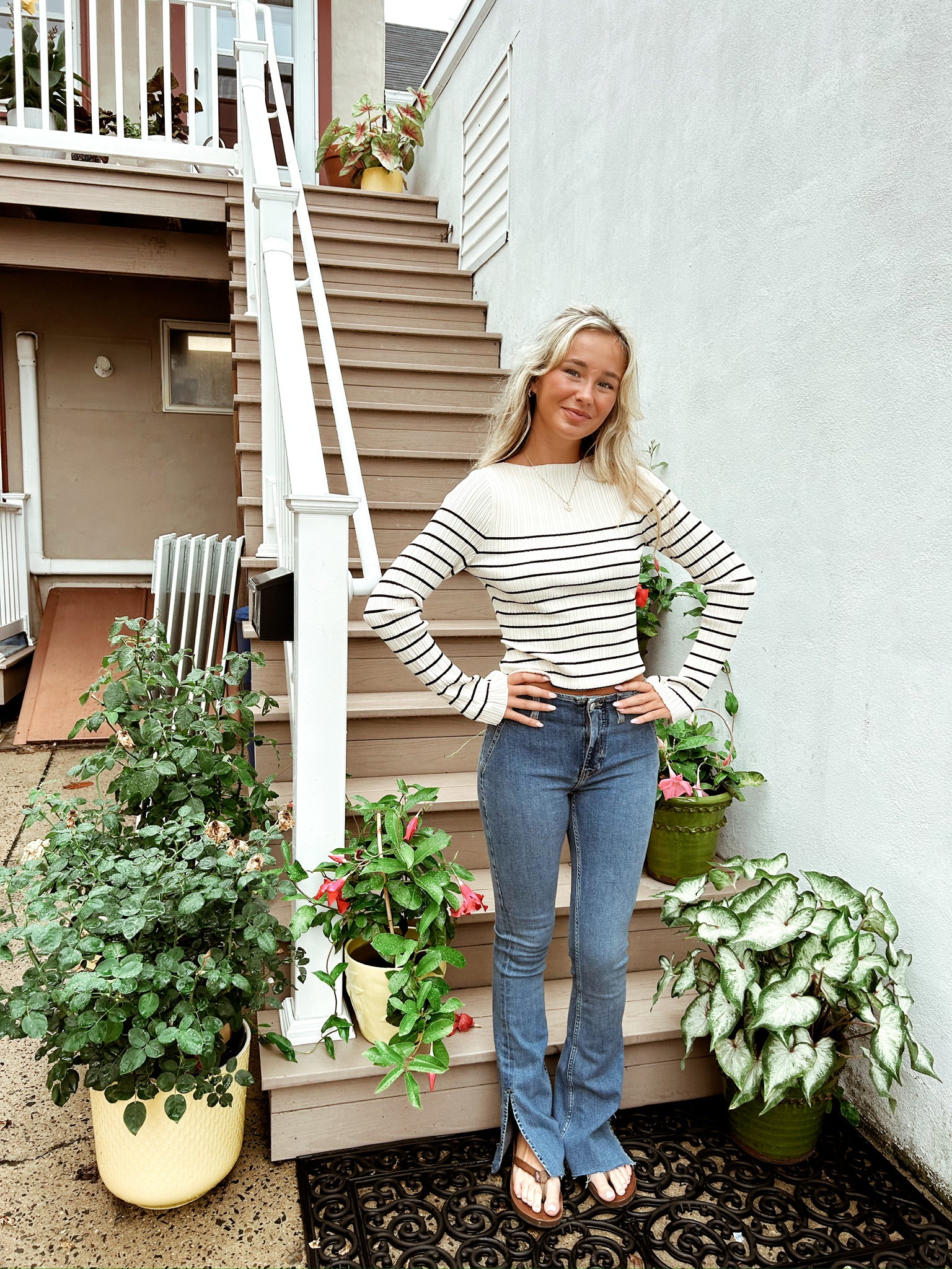 The Arianna Top White/Black Stripes