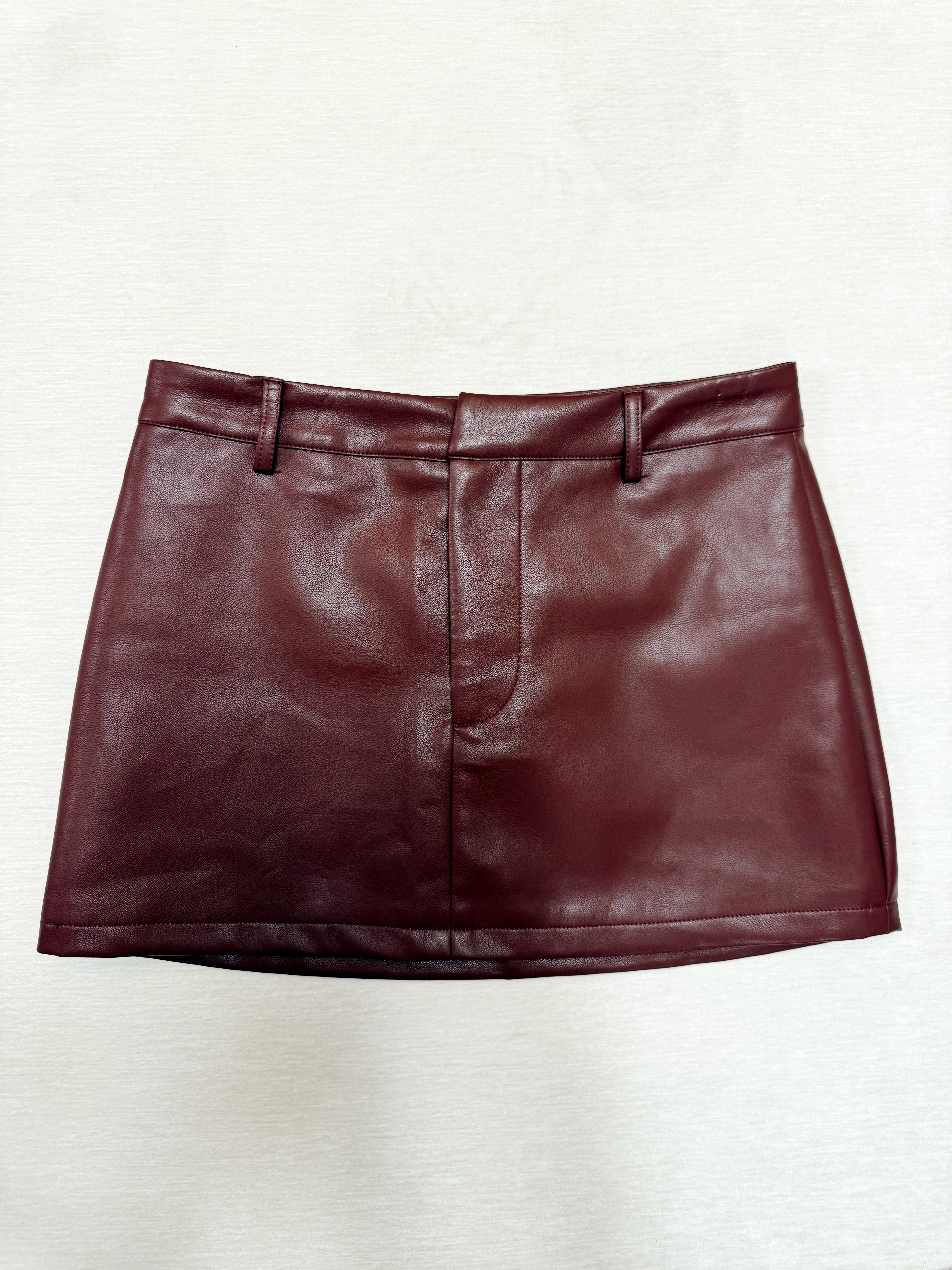 Get it Girl Low Rise Mini Skirt Burgundy