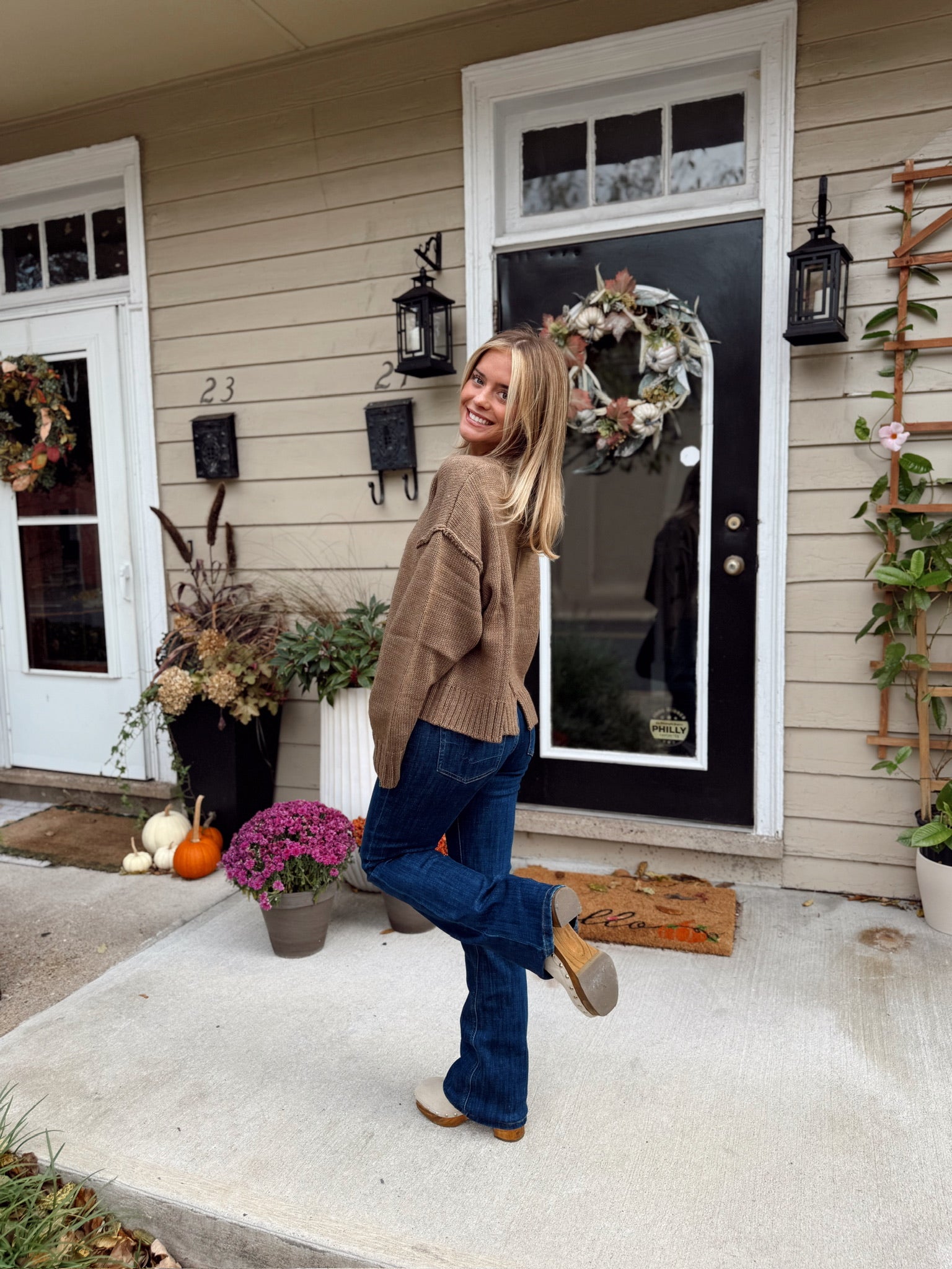 Chanley Sweater Top Mocha