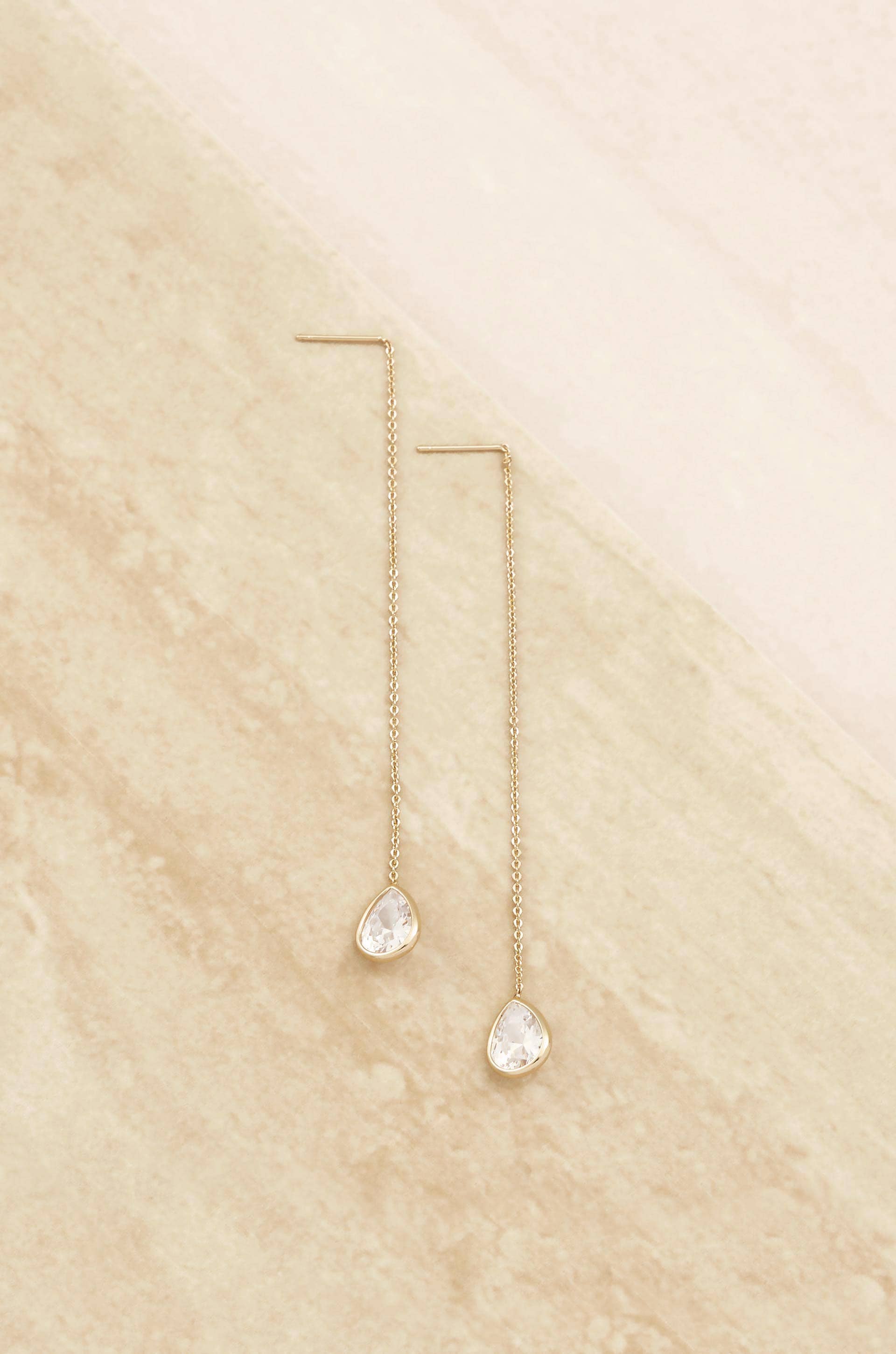 Barely There Chain and Crystal Dangle Earrings: Light Topaz Crystals with 18k Gold Plating