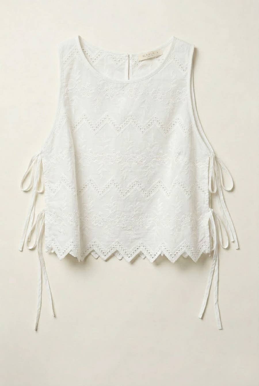 In A Daze White Top White