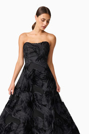 Asher Sweetheart Midi Dress in Black