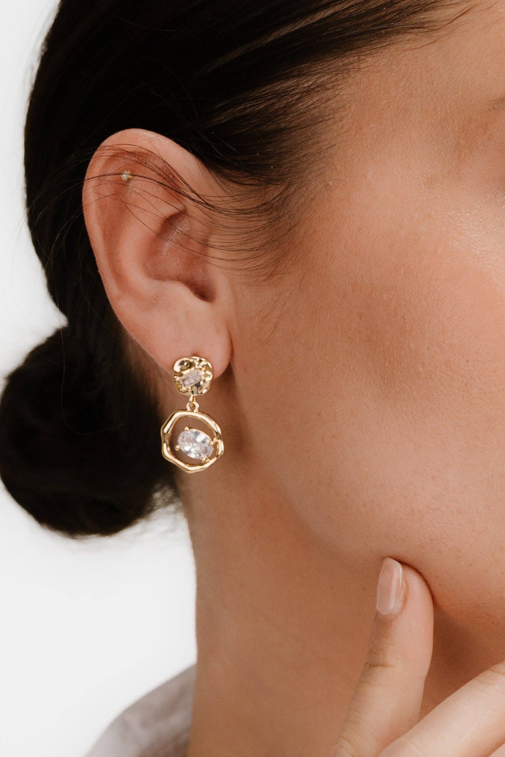 Organic Shape Crystal Earrings: Clear Crystal with 18k Gold Plating / One Size