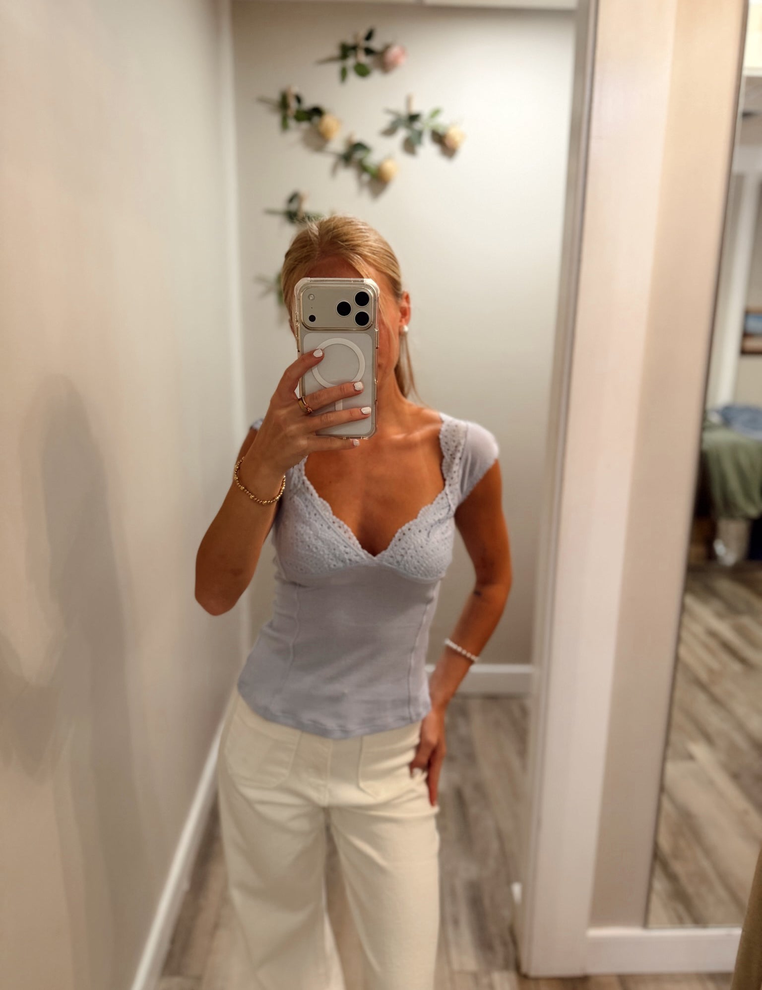 44B15BB0-E8CB-4C38-B8E5-C8F68F901A44.jpg
