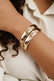 Simple Single Bangle: 18k Gold Plated