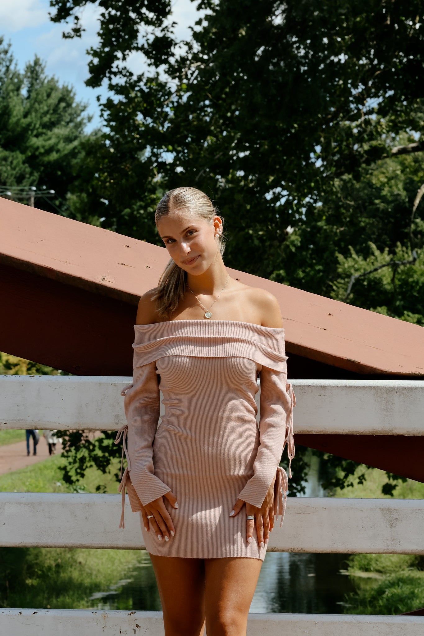 Rosie Off The Shoulder Sweater Dress Blush – Giana Rose Couture Rosie Off The Shoulder Sweater Dress Blush – Giana Rose Couture