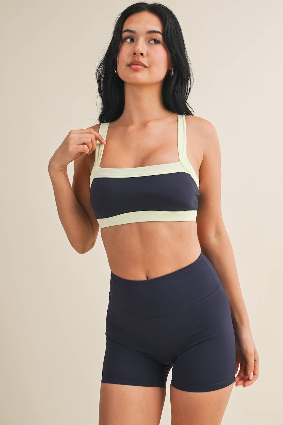 Contrast Block Sports Bra: Navy