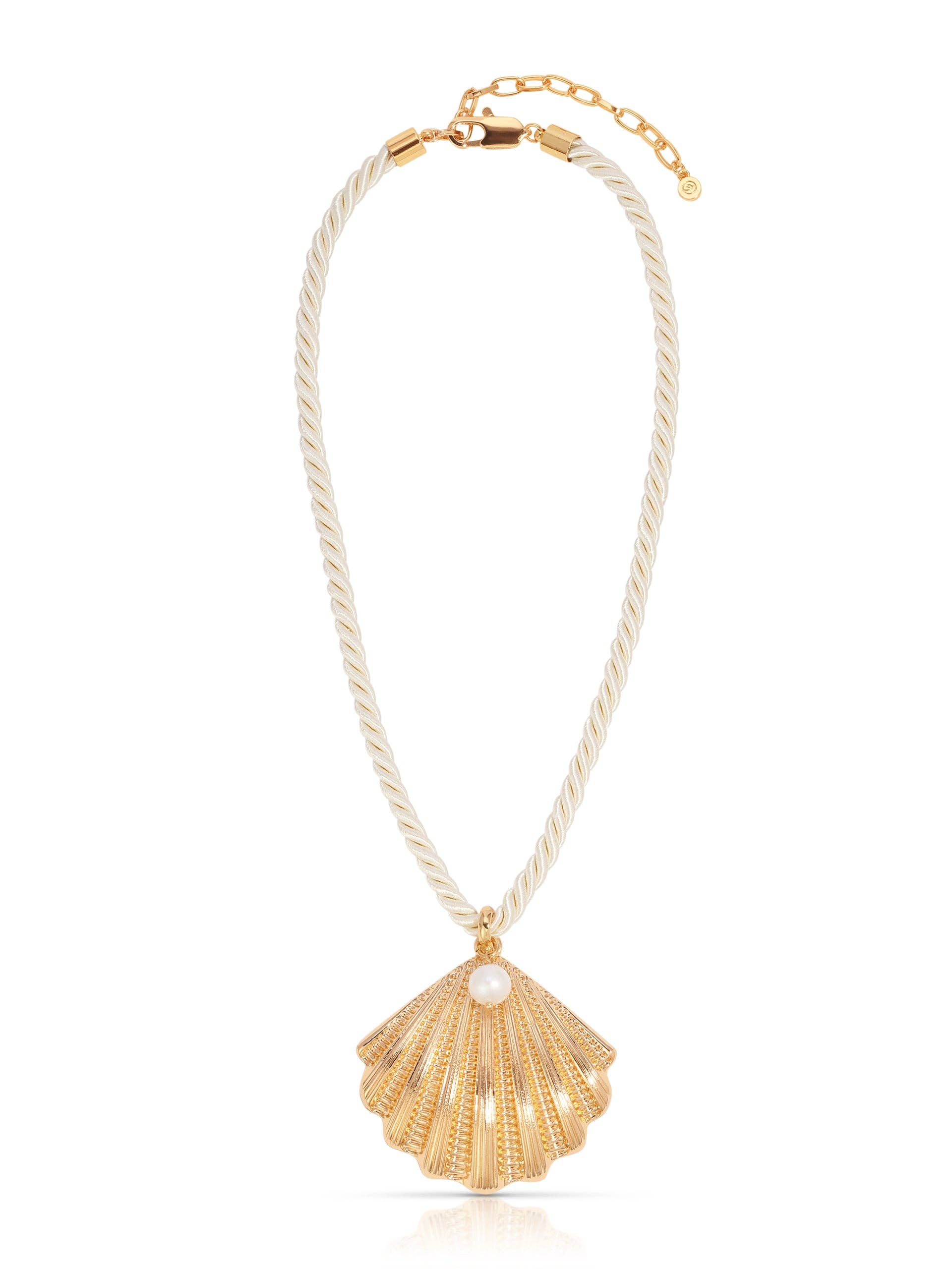 Scallop Shell Pendant Necklace: Pearl with 18k Gold Plating