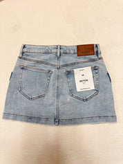 Peyton Light Low Rise Patch Pocket Mini Skirt