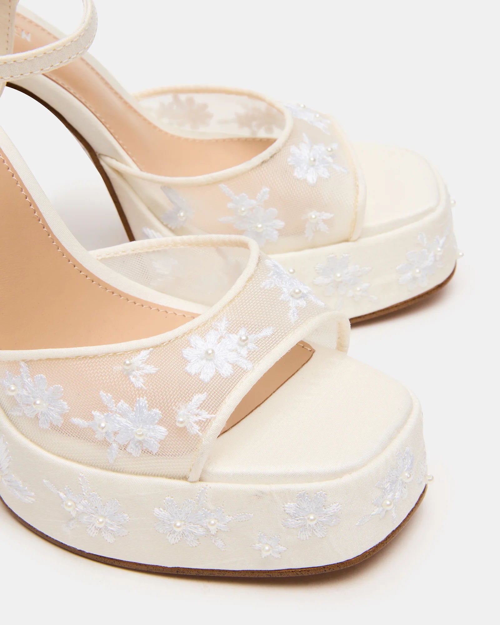 LIANDRA EMBELLISHED WHITE MESH | Steve Madden