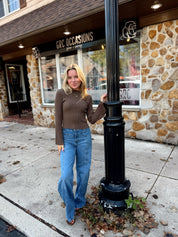 The Arianna Top Mocha