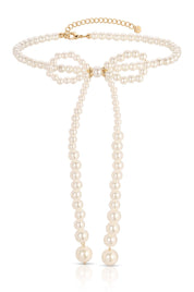 Venus Pearl Bow Necklace: Acrylic Pearl / One Size