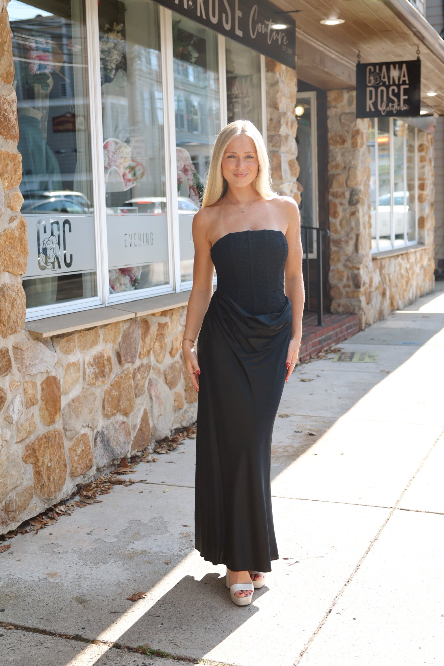 SOFIYA STRAPLESS MAXI DRESS