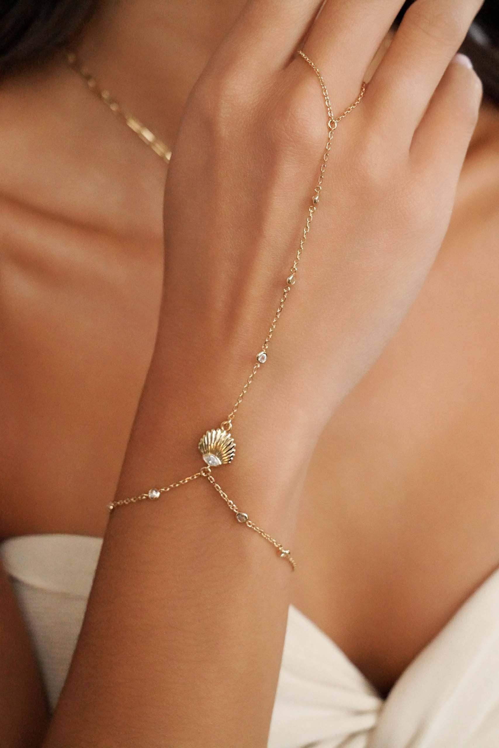 Santorini Shell Hand Chain: Clear Crystal with 18k Gold Plating / One Size