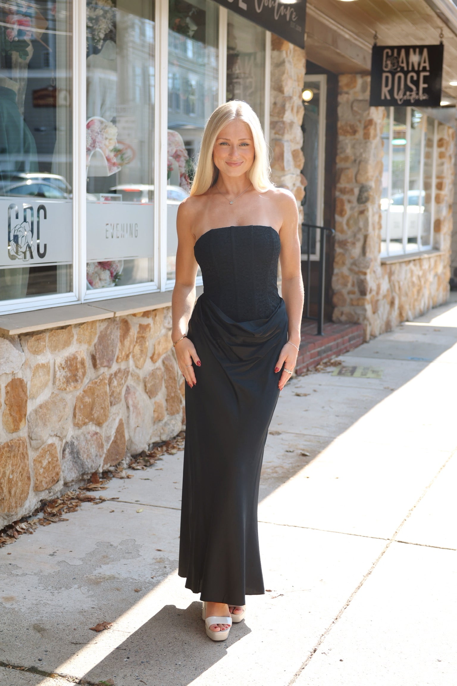 SOFIYA STRAPLESS MAXI DRESS