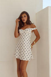 AVETA OFF SHOULDER MINI DRESS - WHITE/BLACK POLKA
