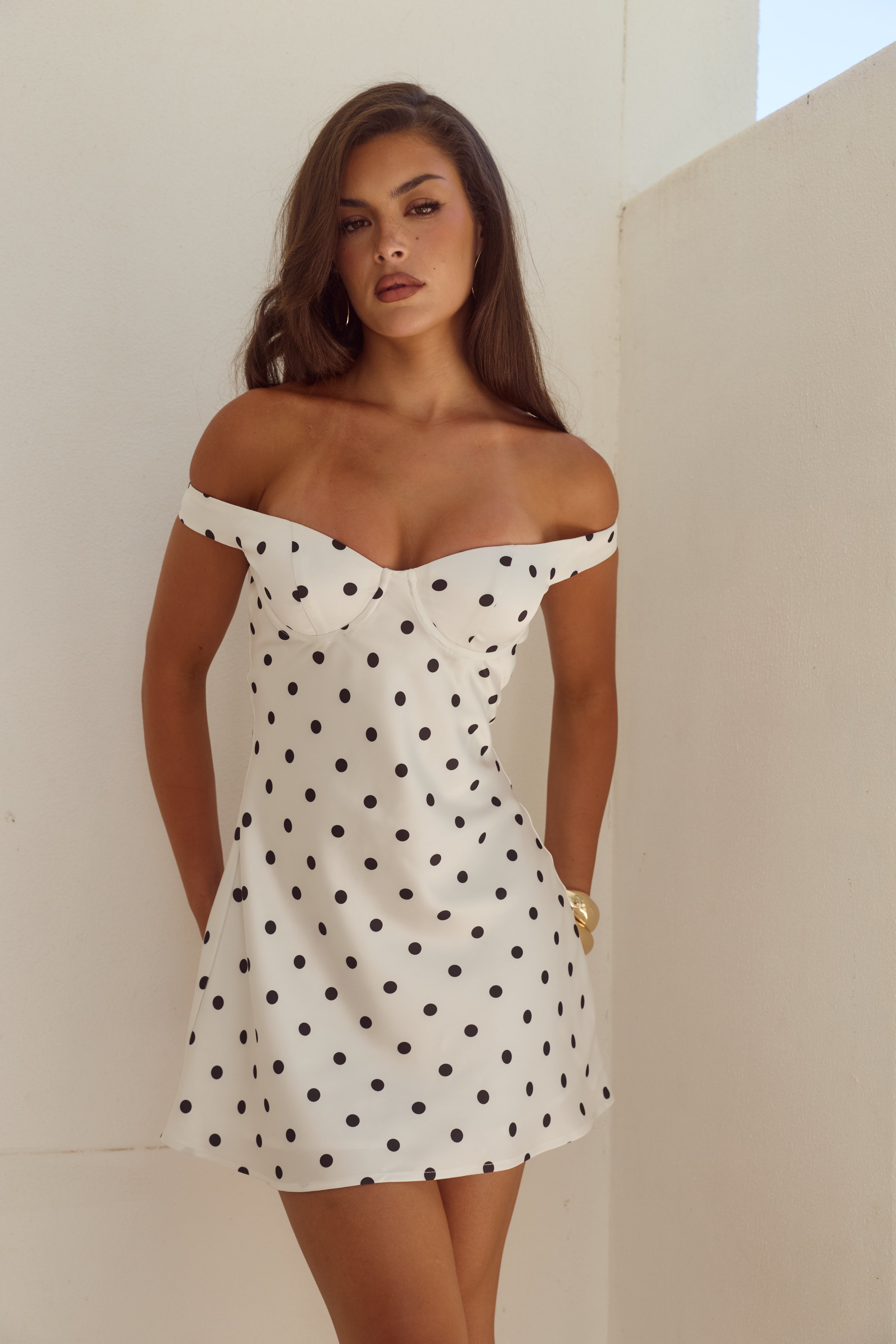 AVETA OFF SHOULDER MINI DRESS - WHITE/BLACK POLKA
