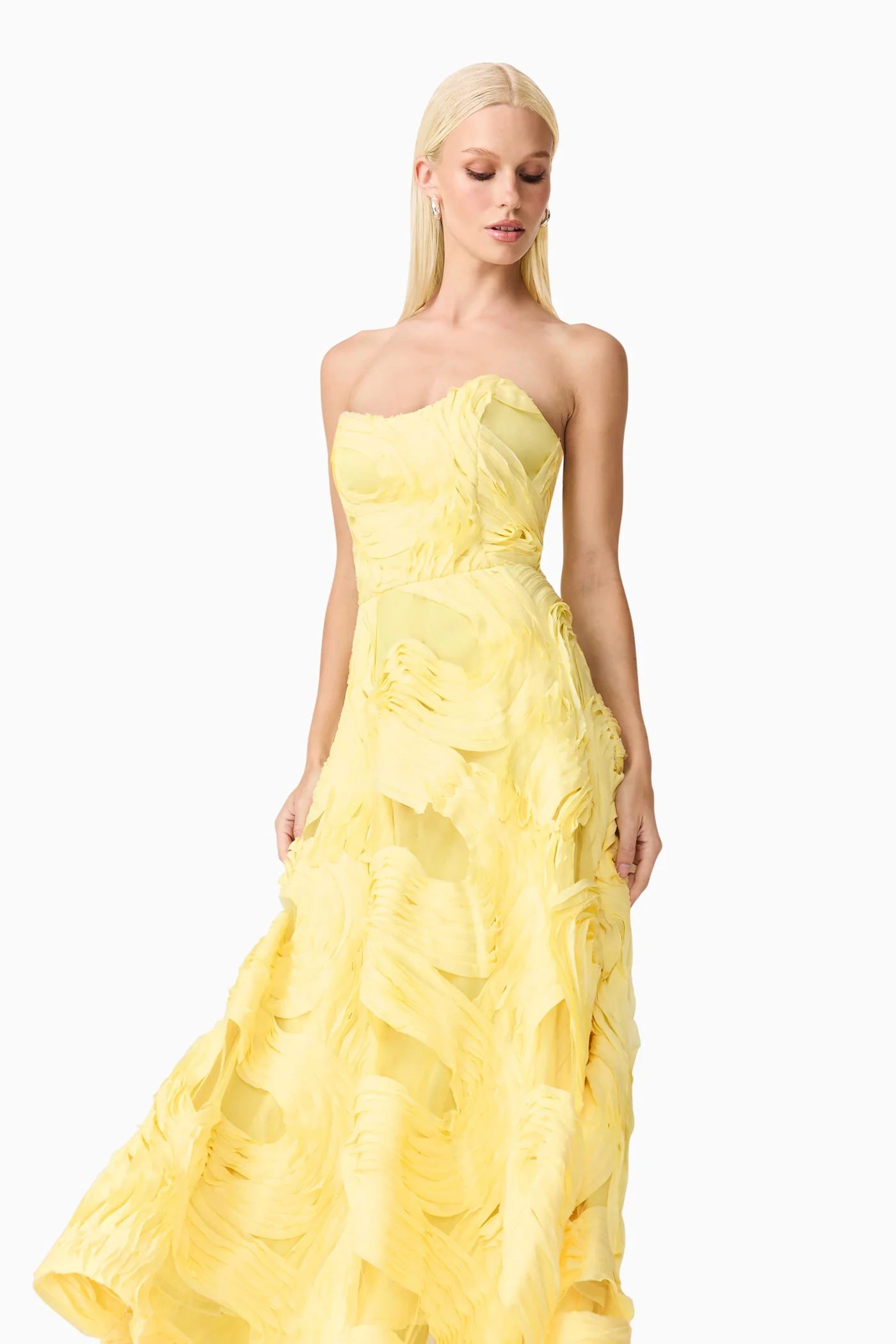 Asher Sweetheart Midi Dress in Yellow S Asher Sweetheart Midi Dress in Yellow S