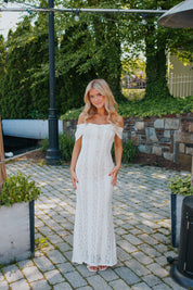 OFF SHOULDER LACE MAXI DRESS