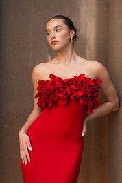 Lila Fitted Midi Dress in Red