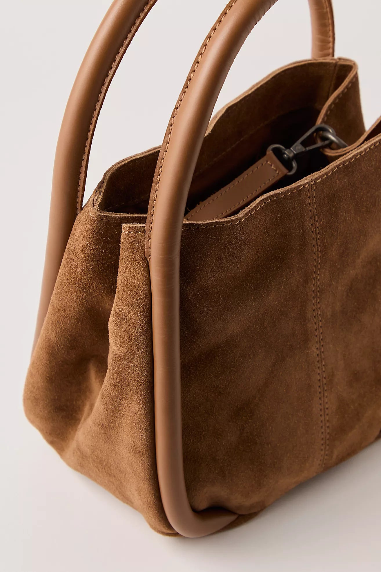 Barlow Suede Bucket Bag in Cognac