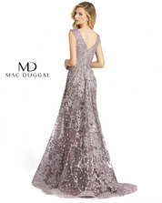 Mac Duggal 20099