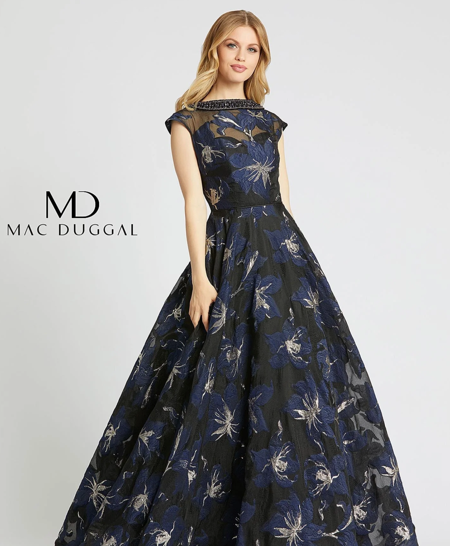 (US発)Mac Duggal 花柄刺繍トランペット ガウン US発)Mac Duggal 花柄刺繍トランペット ガウン Floral