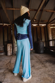 Hot Shot Crossover Set in Bright Blue