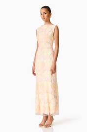 Zaria Sleevless Gown in Yellow Floral | Elliatt