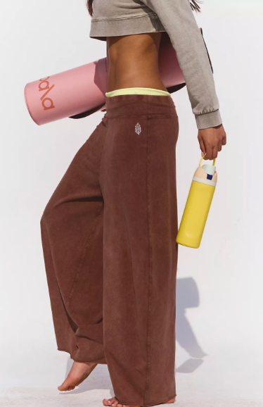 Hot Shot Easy Pant | Cocoa | Free People