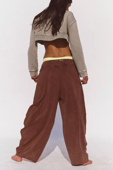Hot Shot Easy Pant | Cocoa | Free People