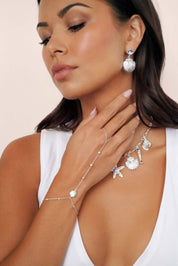 Santorini Shell Hand Chain: Clear Crystal with Silver Plating / One Size