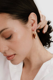 Ripple Pave Hoops: Clear Crystals