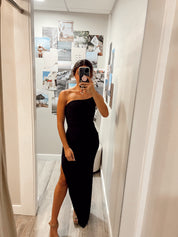 Aria One Shoulder Gown Black