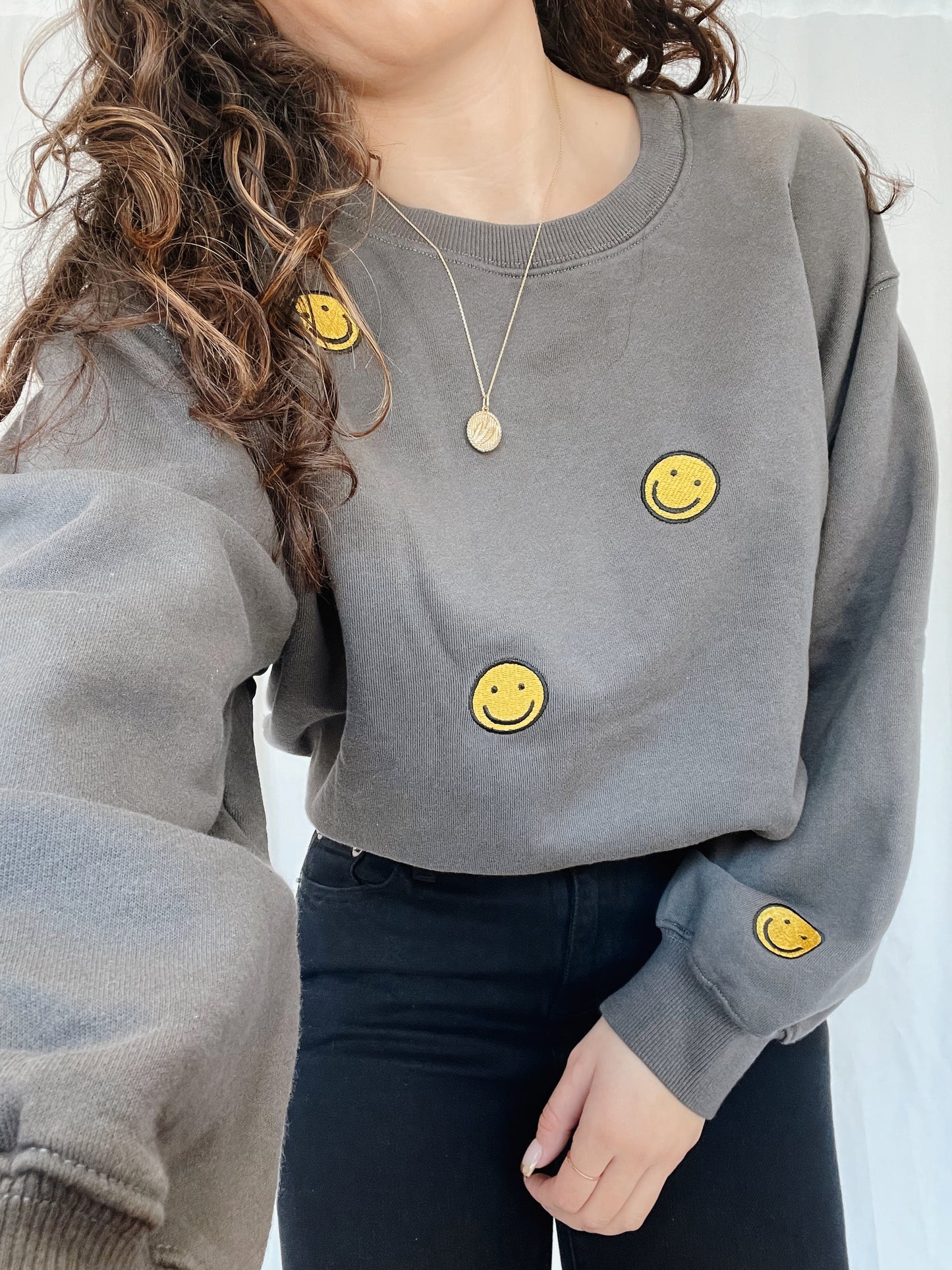 Cover me in Smiles Pullover