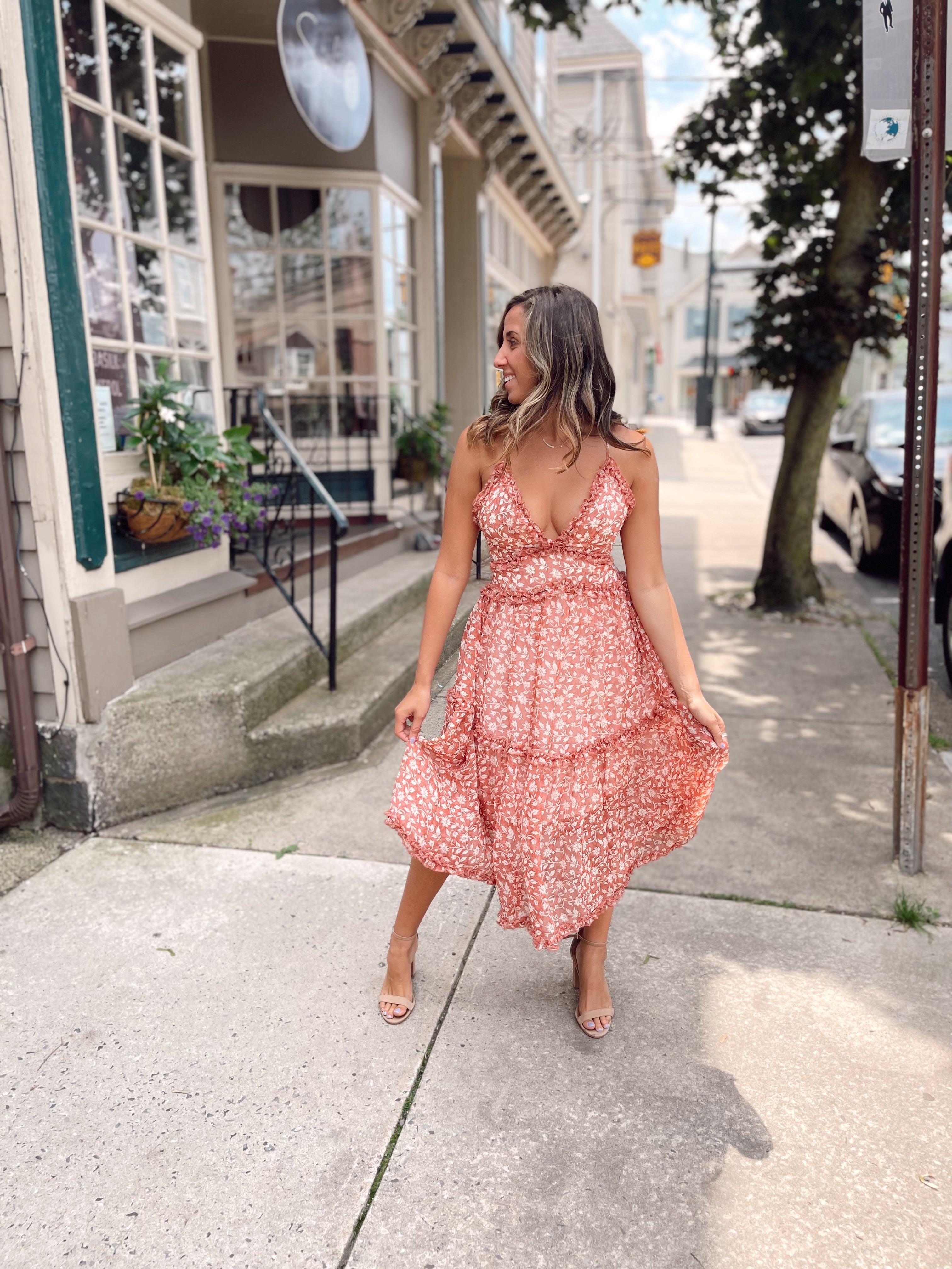 Keep Twirling Midi Rose Print