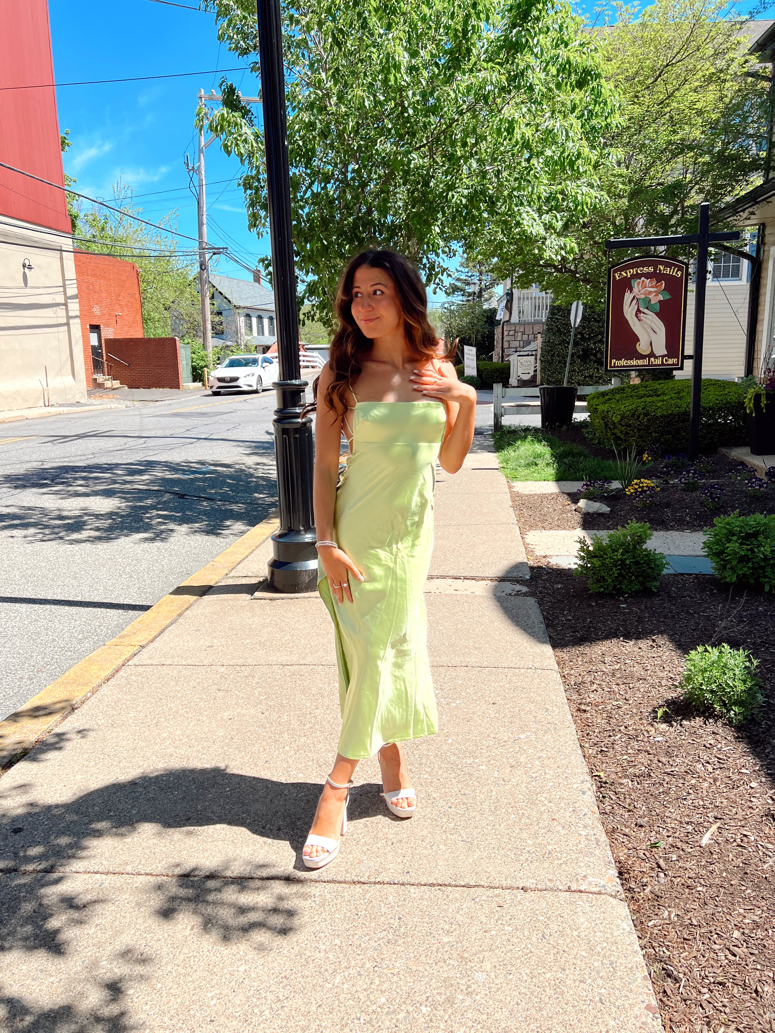 Hudson Satin Midi Apple