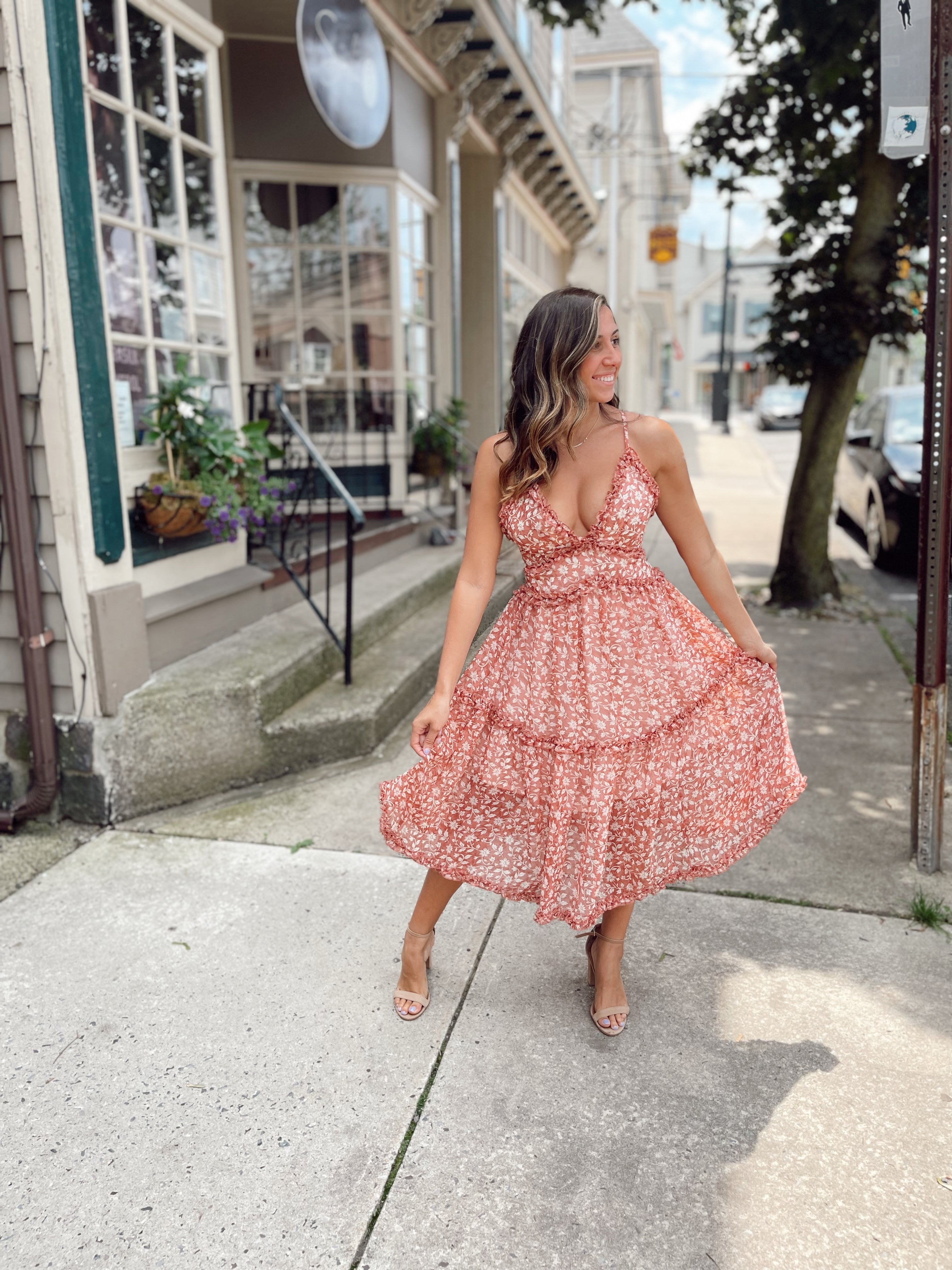 Keep Twirling Midi Rose Print