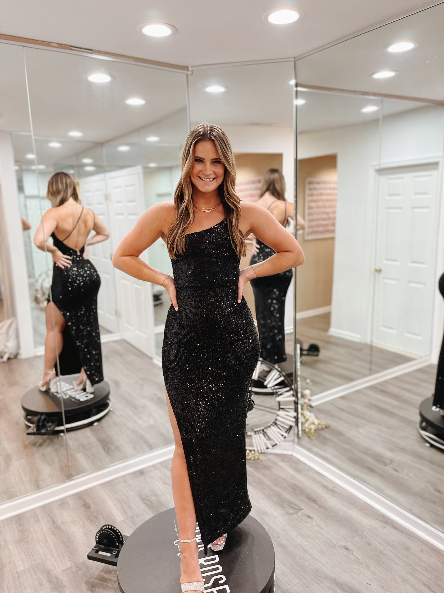 Liberty Gown Black