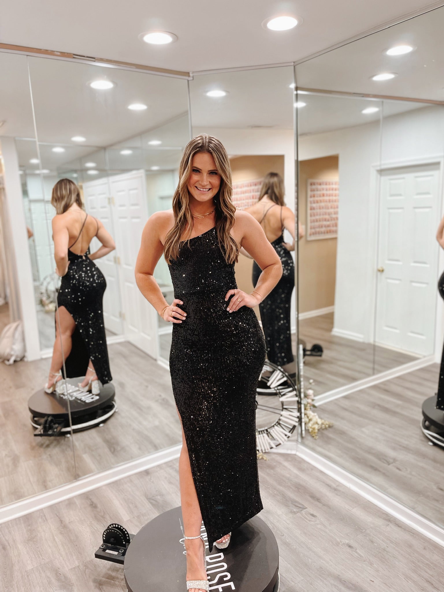 Liberty Gown Black